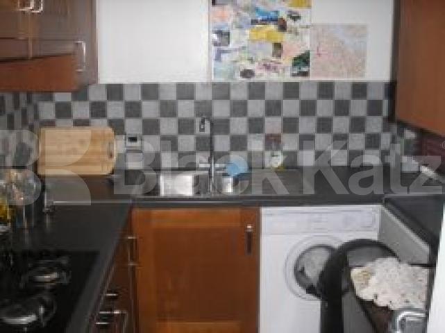 			1 Bedroom, 1 bath, 1 reception Flat			 Ashmore Road, MAIDA VALE W9